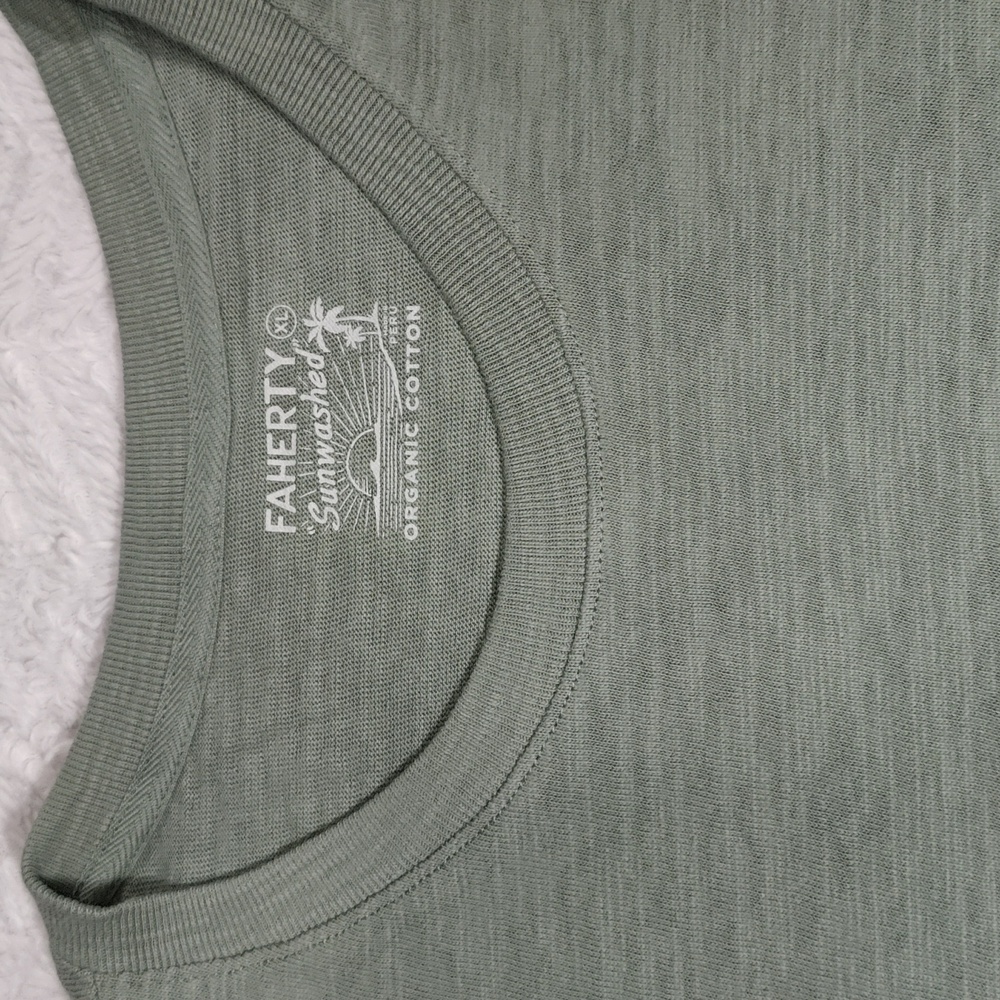 522. Faherty Sunwashed Slub Muscle Tank | Color: Sage Creek - Picture 5 of 8